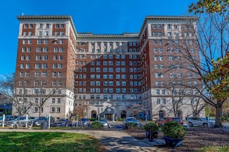 3900 Rose Hill Ave, Cincinnati, OH 45229