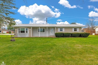 5294 Sandusky Rd, Peck, MI 48466