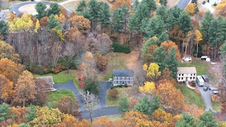 6 Lund Dr, Hudson, NH 03051