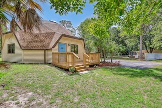 1130 Melinda Ln, Haverhill, FL 33417