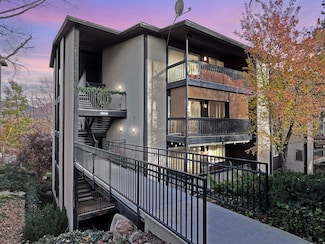 4953 S Eastridge Ln Unit 143, Salt Lake City, UT 84117