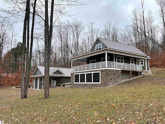 6397 W Blue Lake Rd NE, Kalkaska, MI 49646