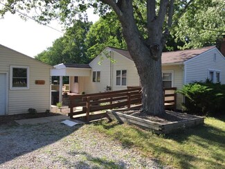 4963 Wayland Rd, Diamond, OH 44412