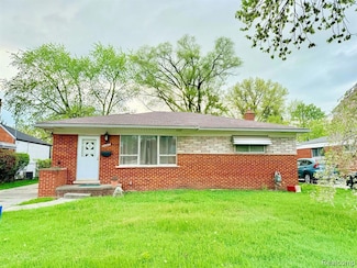24347 Loretta Ave, Warren, MI 48091
