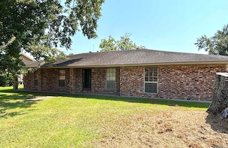 3142 Main St, Port Allen, LA 70767