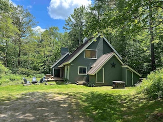 21 Burnt Hill Rd, Winhall, VT 05341