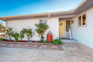 4516 Douglas MacArthur Rd NE, Albuquerque, NM 87110