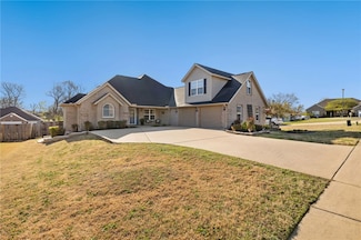 705 SW Maidstone Ave, Bentonville, AR 72712