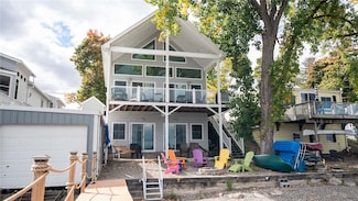 6059 Poplar Beach, Romulus, NY 14541
