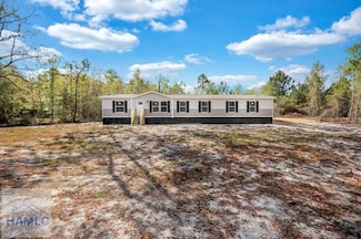 123 Daniel St, Waynesville, GA 31566