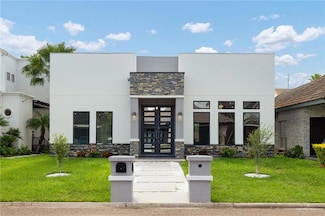 226 San Jacinto St, Mission, TX 78572