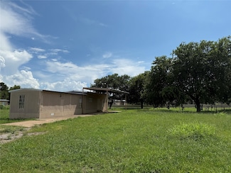 3277 Hidalgo Rd, Waxahachie, TX 75167