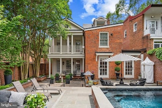 109 Duke St, Alexandria, VA 22314
