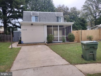 2573 Paxton St, Woodbridge, VA 22192