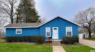 1021 E Elm St, Macomb, IL 61455