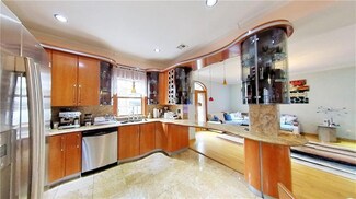 62 28th Ave Unit 4, Brooklyn, NY 11214