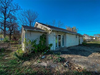 5046 W Regent St, Indianapolis, IN 46241