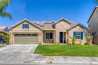 557 Peregrine Ln, San Jacinto, CA 92582