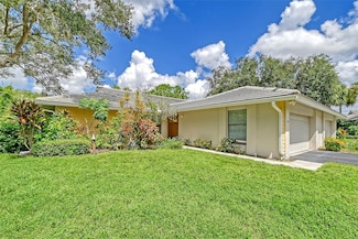 338 Pembroke Dr Unit 208, Venice, FL 34293