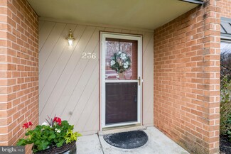 236 Towyn Ct, Exton, PA 19341