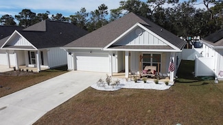1909 Noleka Ct, Navarre, FL 32566