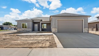 440 Clear Creek Dr, Grand Junction, CO 81504
