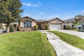 7220 Mist Falls Dr, Bakersfield, CA 93312