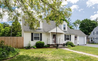 2 E Dunstable Rd, Nashua, NH 03060