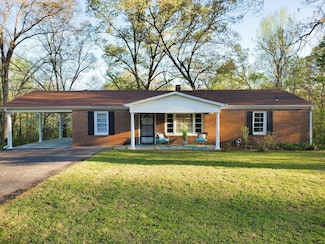 280 Blackberry Rd, Camden, TN 38320