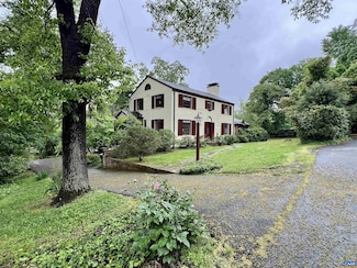 1874 Wayside Place, Charlottesville, VA 22903