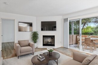 5078 Via Manos Unit B, Oceanside, CA 92057