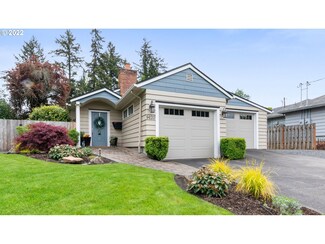 9420 SW Pinehurst Dr, Beaverton, OR 97005