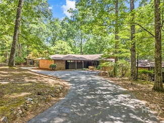 140 Inverness Rd, Athens, GA 30606