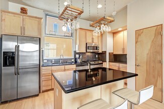 863 Silver Ave SW, Albuquerque, NM 87102