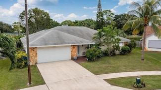 1207 Palama Way, Lantana, FL 33462