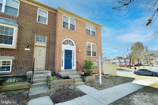 5227 Leeward Ln, Alexandria, VA 22315