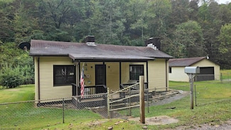 415 Elderberry Rd, Coxs Mill, WV 26342