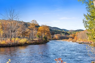 15 Tennis Ln Unit B14, Thornton, NH 03223