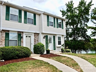 134 Water Oak Dr, Pineville, NC 28134