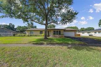 1561 SW 72nd Ave, Plantation, FL 33317