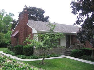 1007 Dale Dr, Pittsburgh, PA 15220