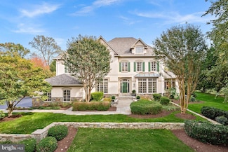 2793 Marshall Lake Dr, Oakton, VA 22124