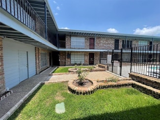 5617 Bissonnet St Unit 104, Houston, TX 77081