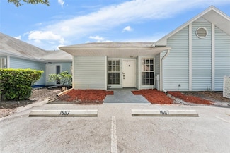 16117 Rambling Vine Dr E, Tampa, FL 33624