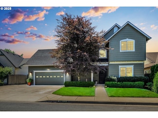 1142 Regency Dr, Eugene, OR 97401