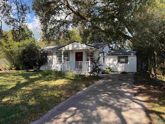 204 Henry St, Pensacola, FL 32507