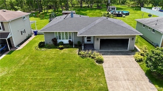 21 Kathy Ln, Buffalo, NY 14224