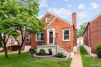 5725 Potomac St, Saint Louis, MO 63139