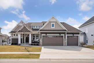 12809 Lake Vista Ln N, Champlin, MN 55316