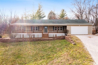 26420 Ridgetrail Dr, Warrenton, MO 63383